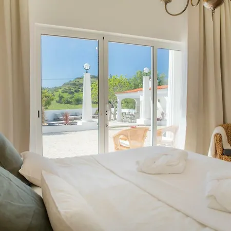Bed & Breakfast Casa Luisandra Boutique 3*