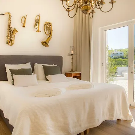 Bed & Breakfast Casa Luisandra Boutique 3*