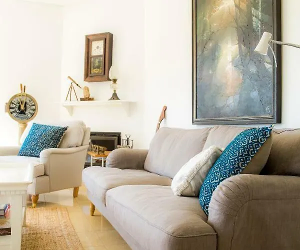 Casa Luisandra Boutique Bed & Breakfast Luz