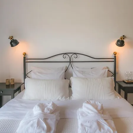 Bed & Breakfast Casa Luisandra Boutique 4*