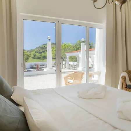 Casa Luisandra Boutique Bed & Breakfast Luz