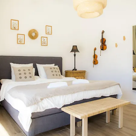 Bed & Breakfast Casa Luisandra Boutique 4*